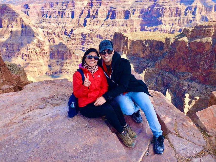Vegas: Grand Canyon, Hoover Dam, Skywalk Option, & Two Meals - The early hotel pickup and first meal