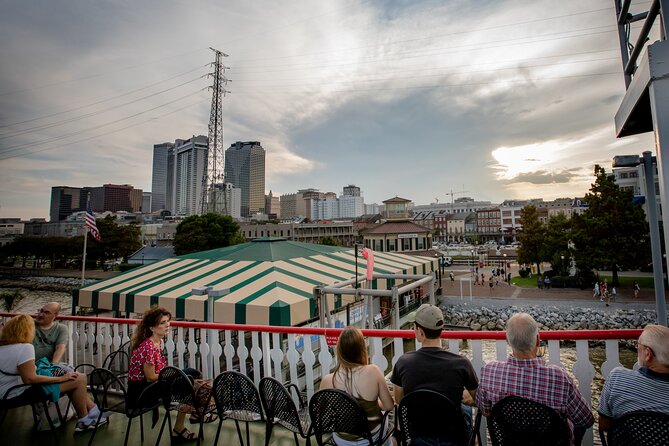 VIP Jazz Dinner Cruise with Private Tour and Open Bar Option - Two Hours on the Mississippi at Dusk