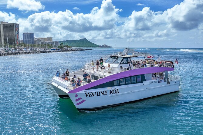 Waikiki: Friday Night Fireworks Catamaran Cruise - A Waikiki coastline ride with Diamond Head in view