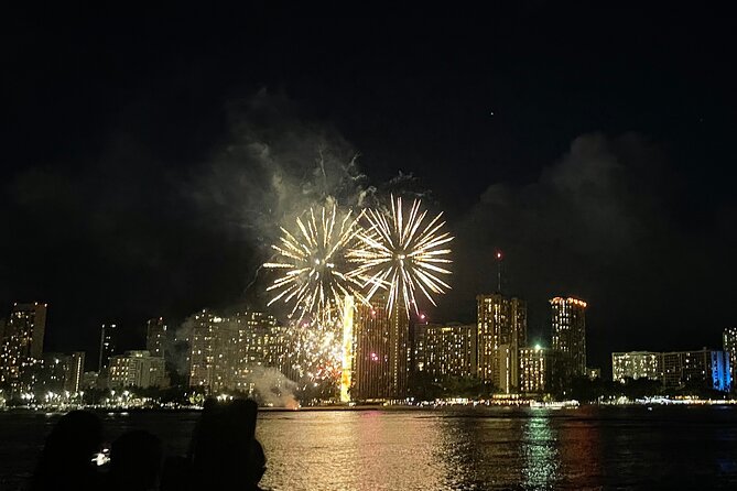 Waikiki: Friday Night Fireworks Catamaran Cruise - Who will enjoy this Friday cruise most?