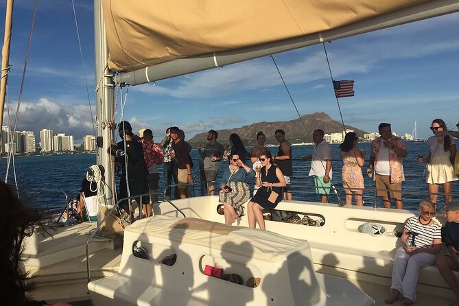 Waikiki Sunset Cocktail Sail with Open Bar - Who Will Enjoy This Waikiki Cocktail Sail