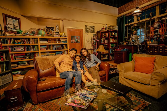 Warner Bros. Studio Tour Hollywood - Stage 48 and the tricks that make movies work
