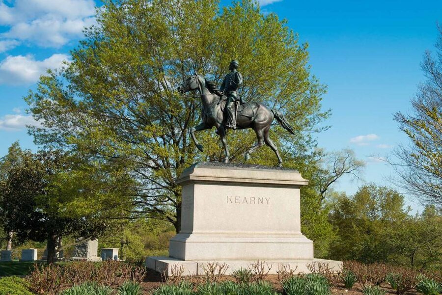 Washington DC: Arlington Nat. Cemetery Ticket & Tram Tour - How the guides shape the experience