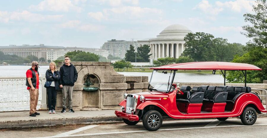 Washington DC: National Mall Tour by Electric Vehicle - Capitol Hill and the return ride