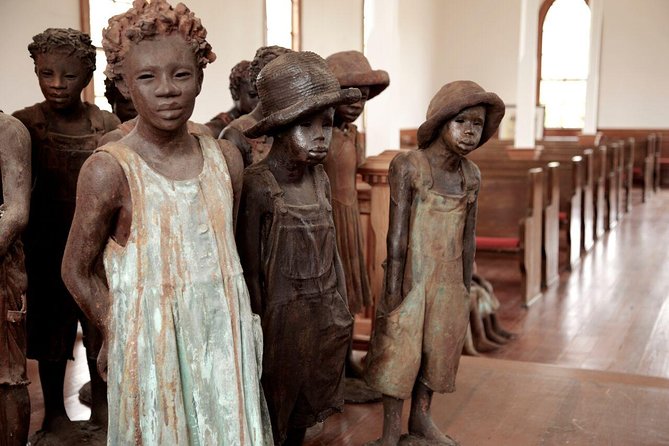 Whitney Plantation Tour with Transportation from New Orleans - The optional swamp tour