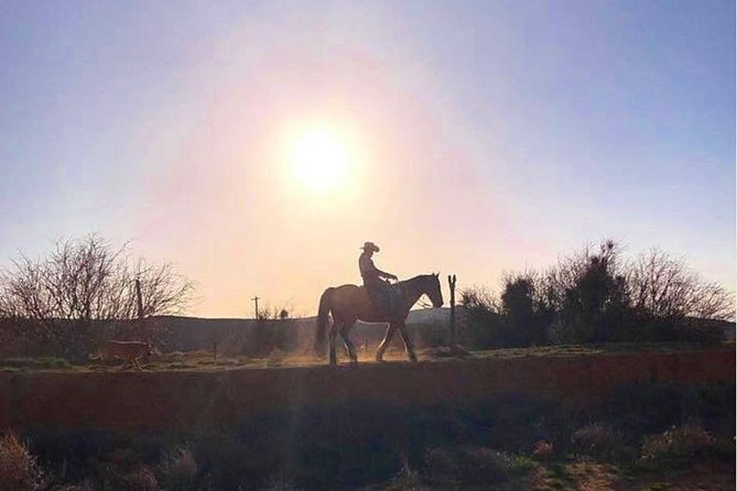 Wild West Sunset Horseback Ride with Dinner from Las Vegas - How the small group changes the ride