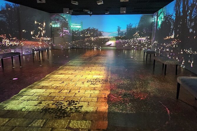 Wizard of OZ Museum tour - Van Gogh and space imagery are part of the package
