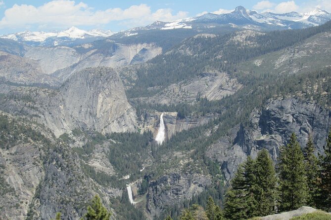 Yosemite Highlights Small Group Tour - Lunch, snacks, and the practical value of $220